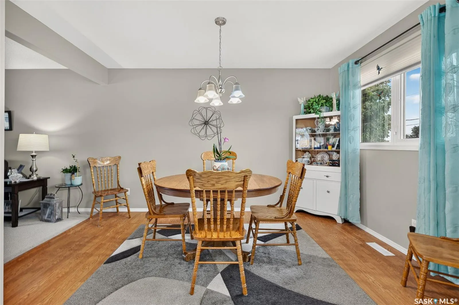 1331 Athabasca STREET W