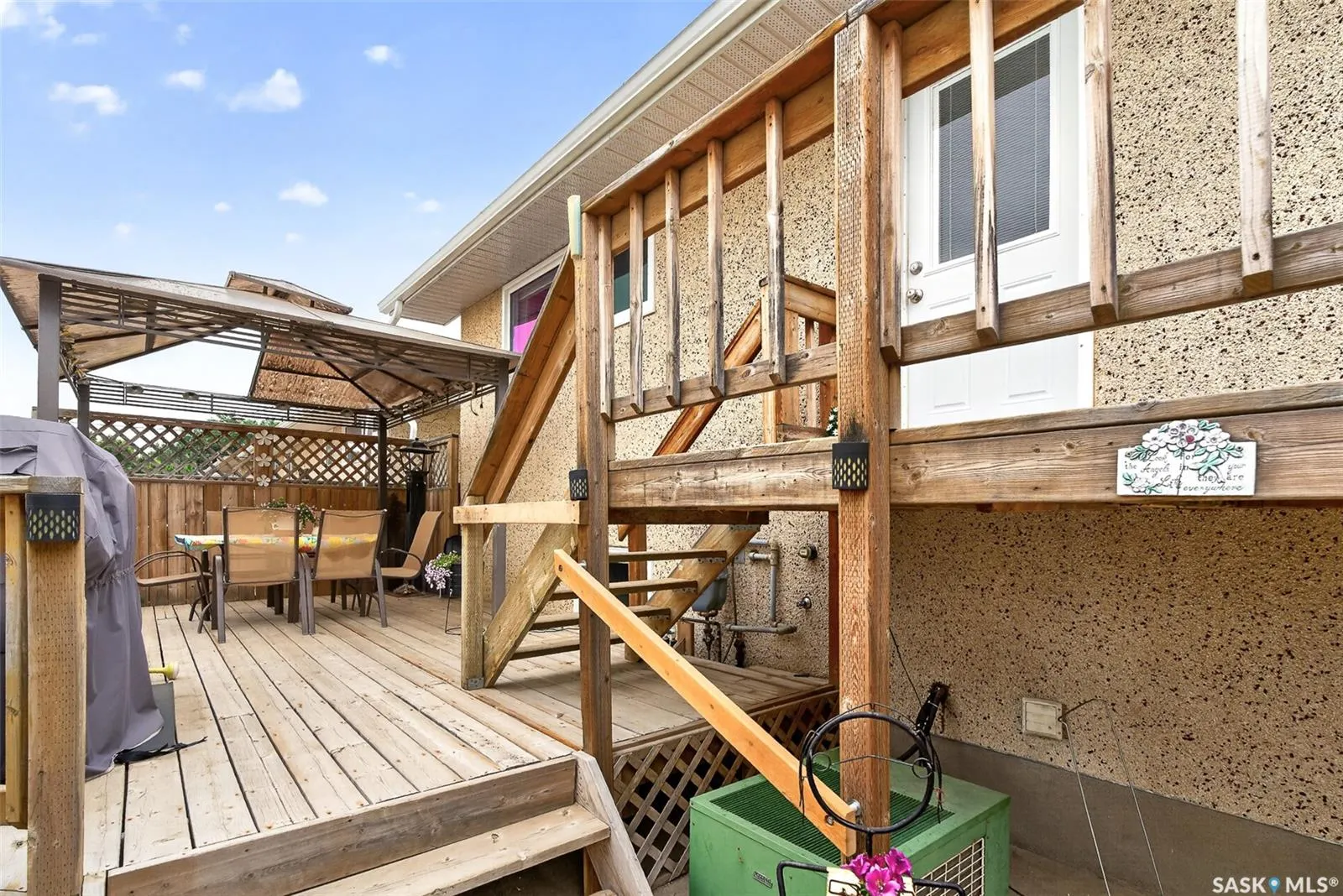 1331 Athabasca STREET W