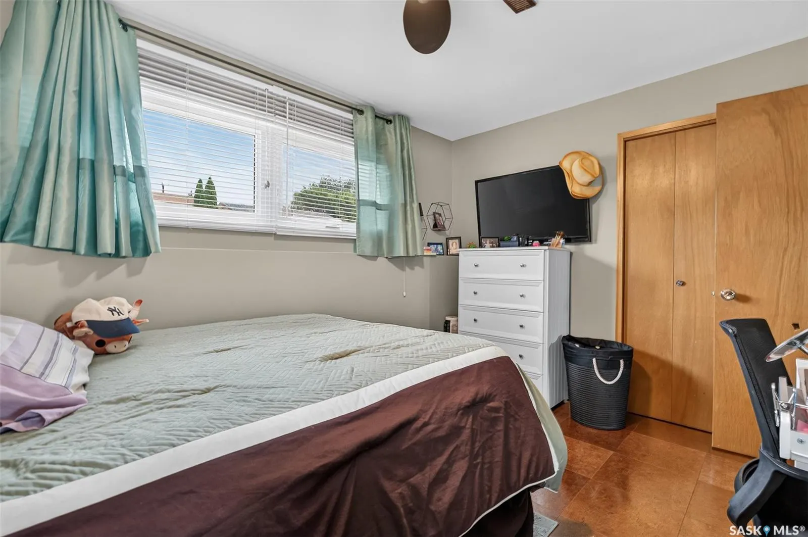 1331 Athabasca STREET W