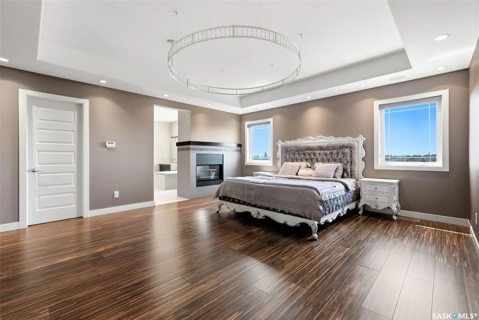 2423 LINNER BAY