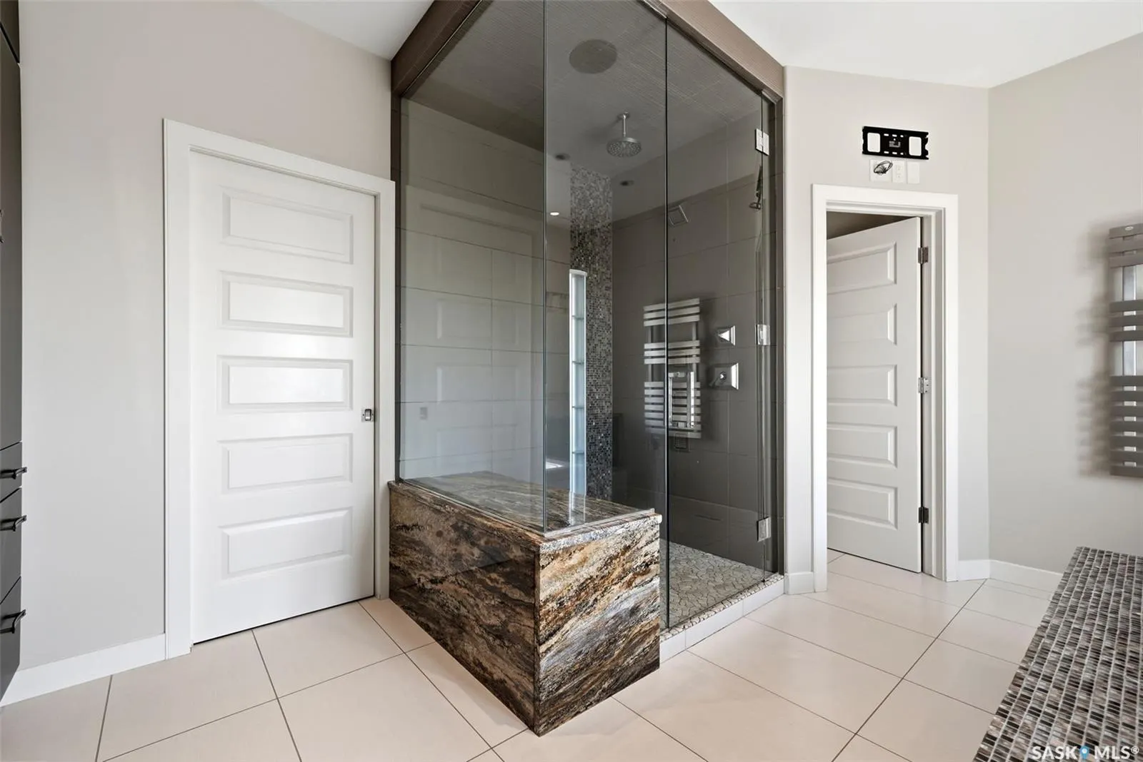 2423 LINNER BAY