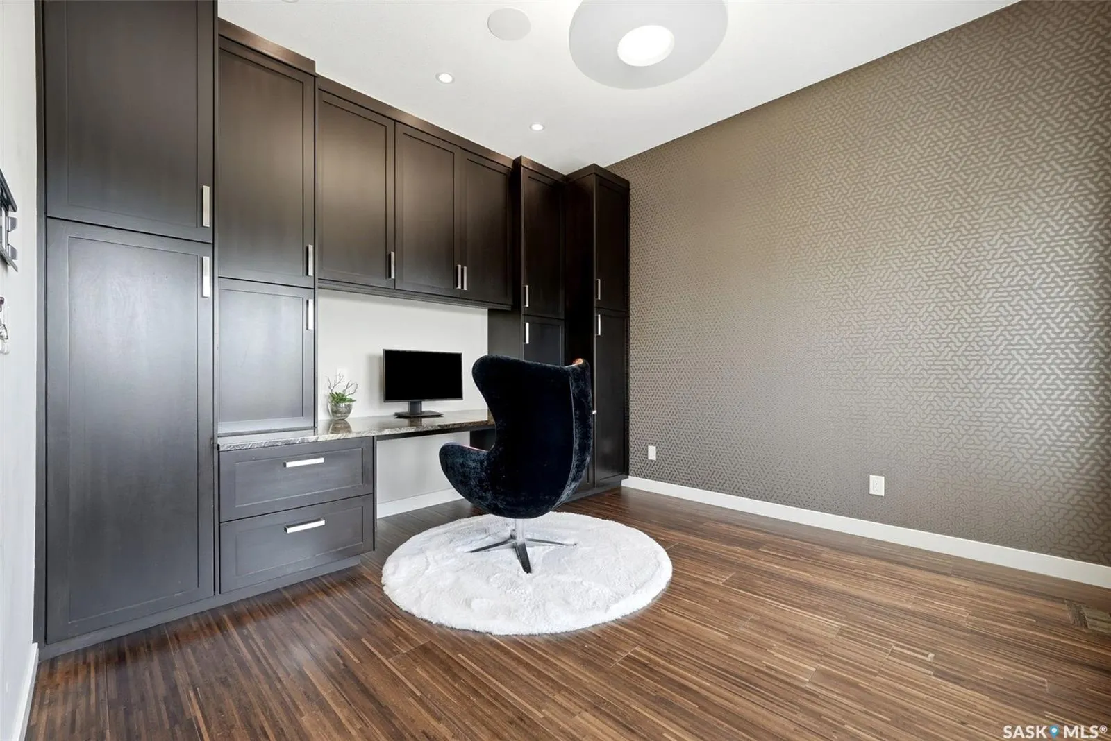 2423 LINNER BAY