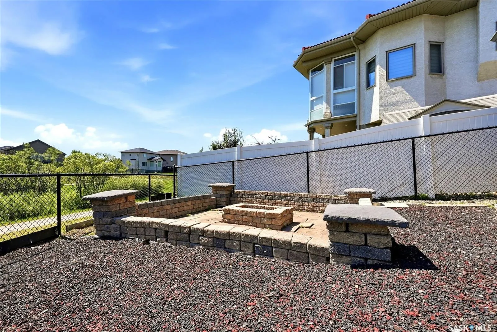 2423 LINNER BAY