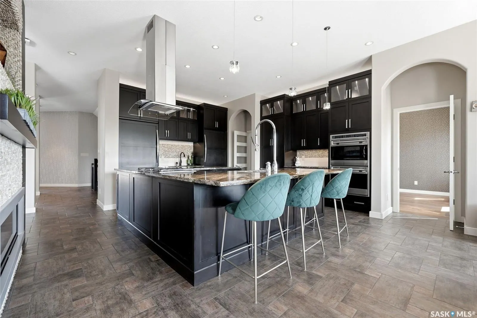 2423 LINNER BAY