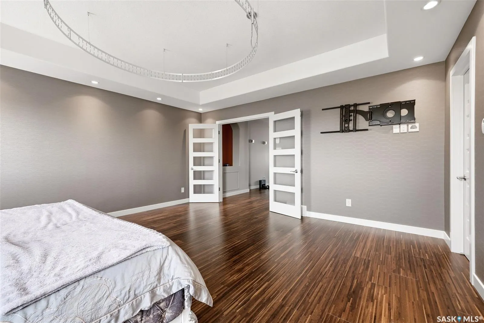 2423 LINNER BAY