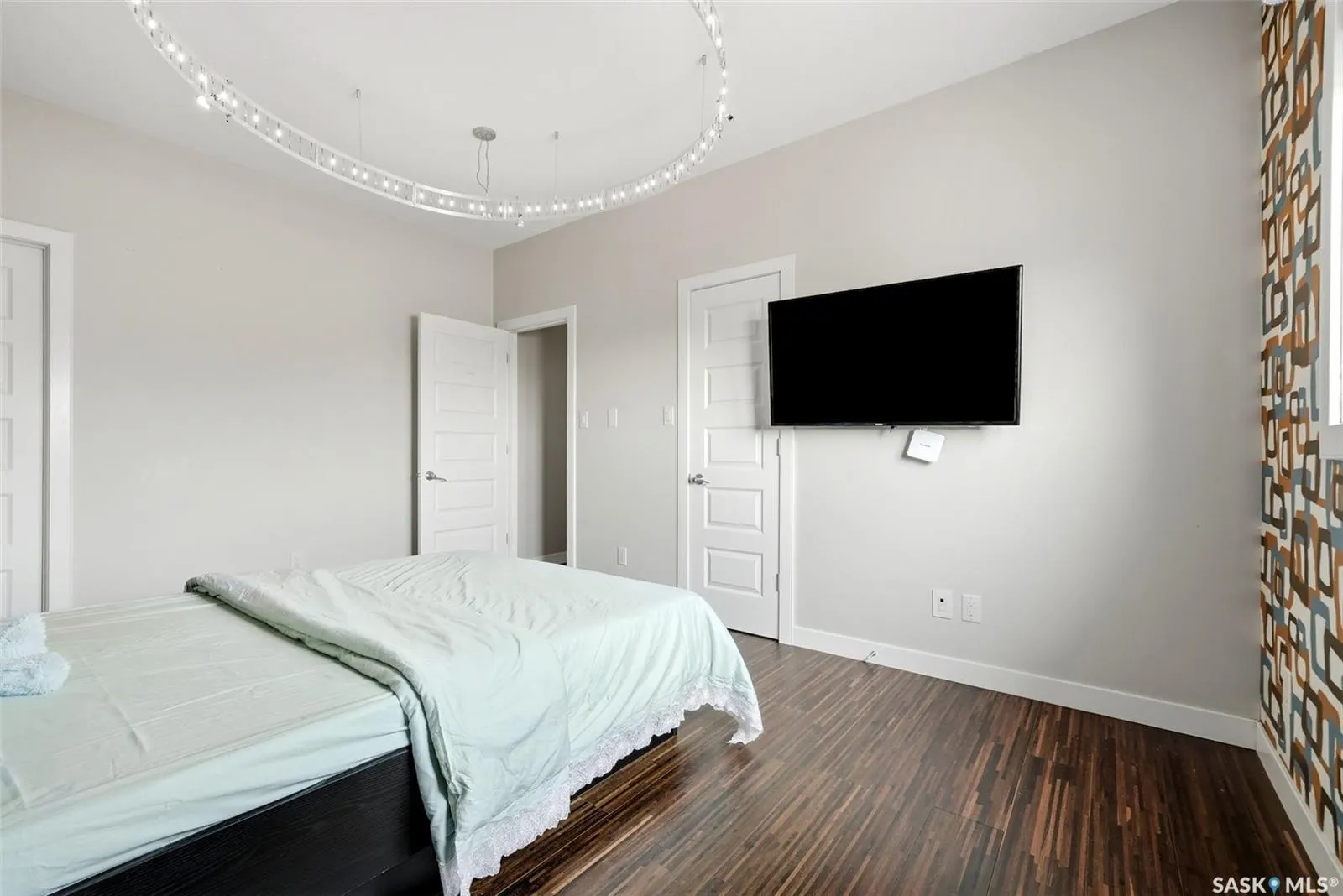 2423 LINNER BAY