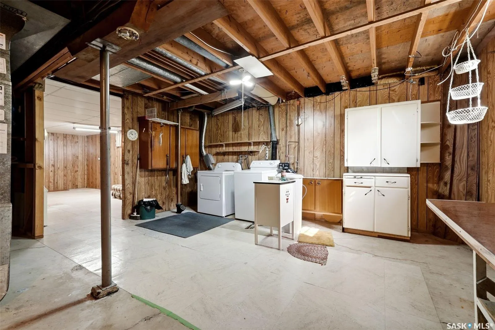 273 Angus STREET