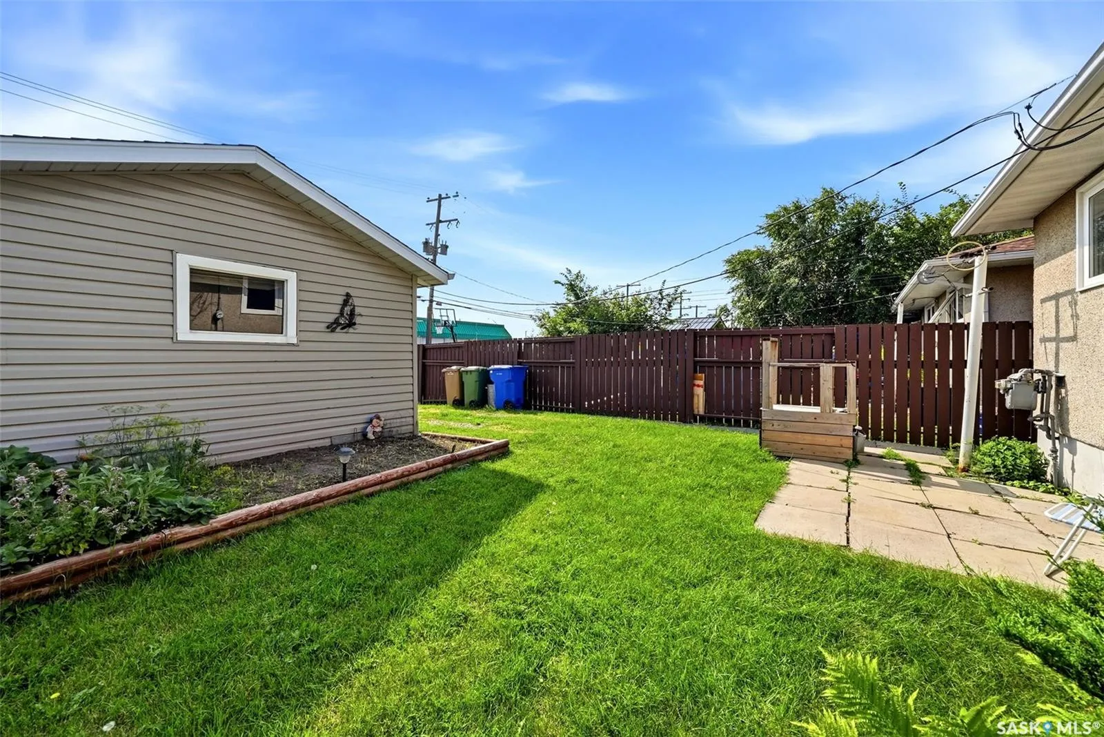 273 Angus STREET