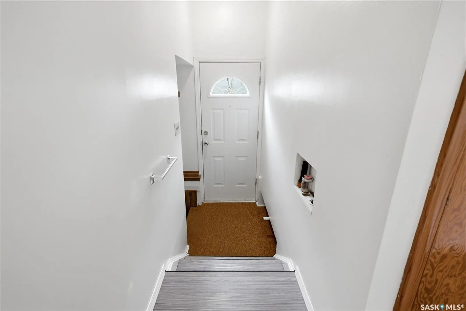 273 Angus STREET