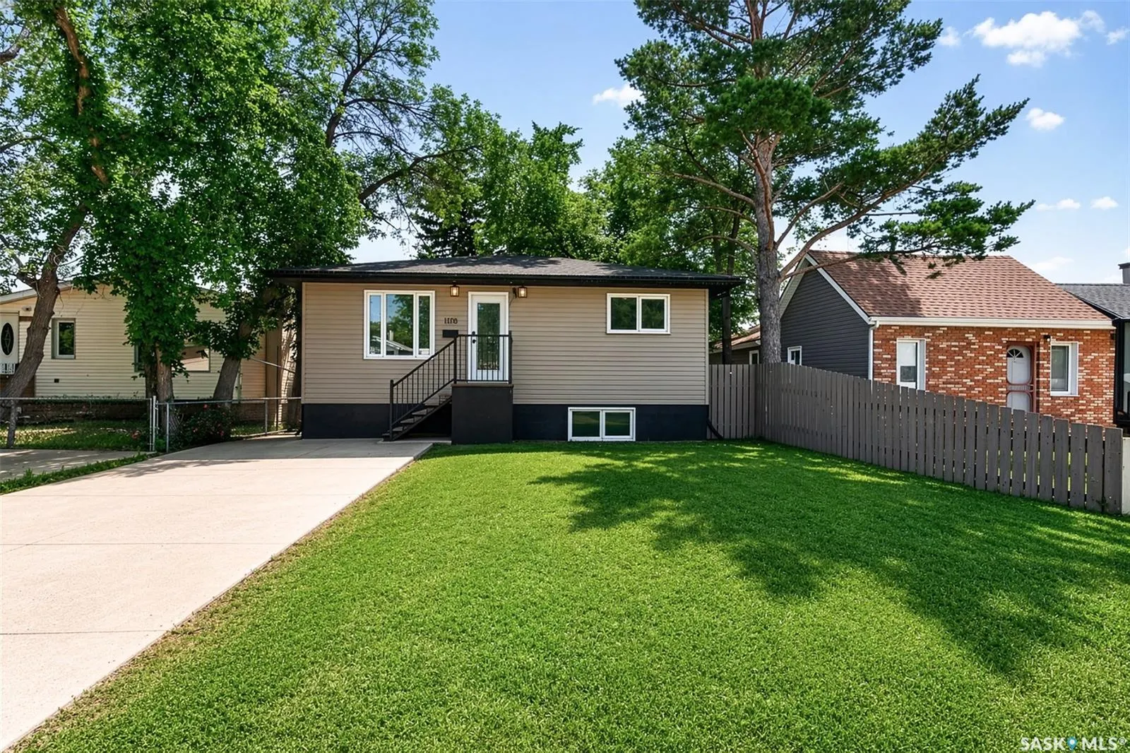 1105 Hochelaga STREET W