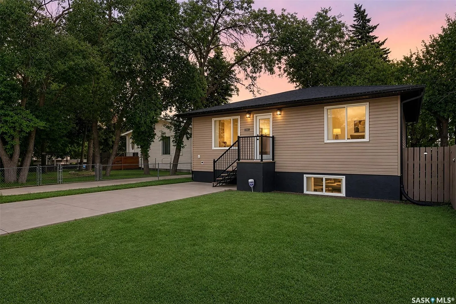 1105 Hochelaga STREET W