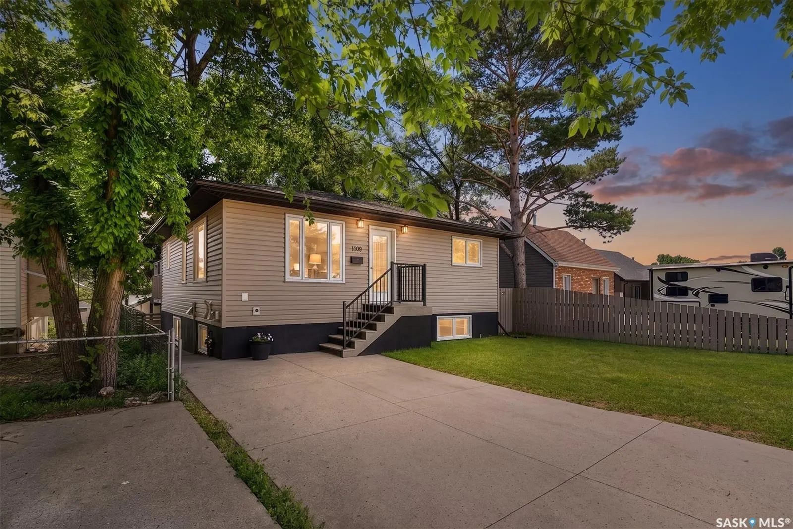 1105 Hochelaga STREET W