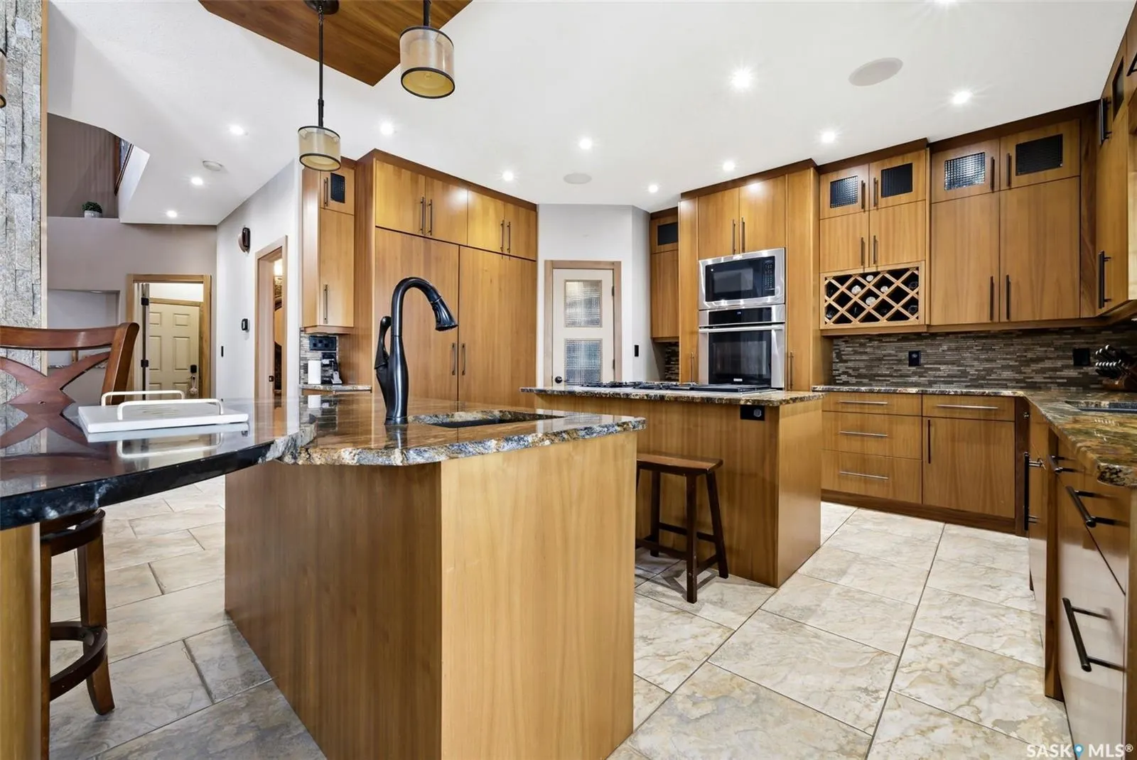 7502 Lilac PLACE
