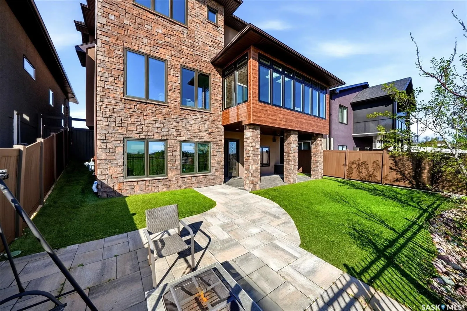 7502 Lilac PLACE