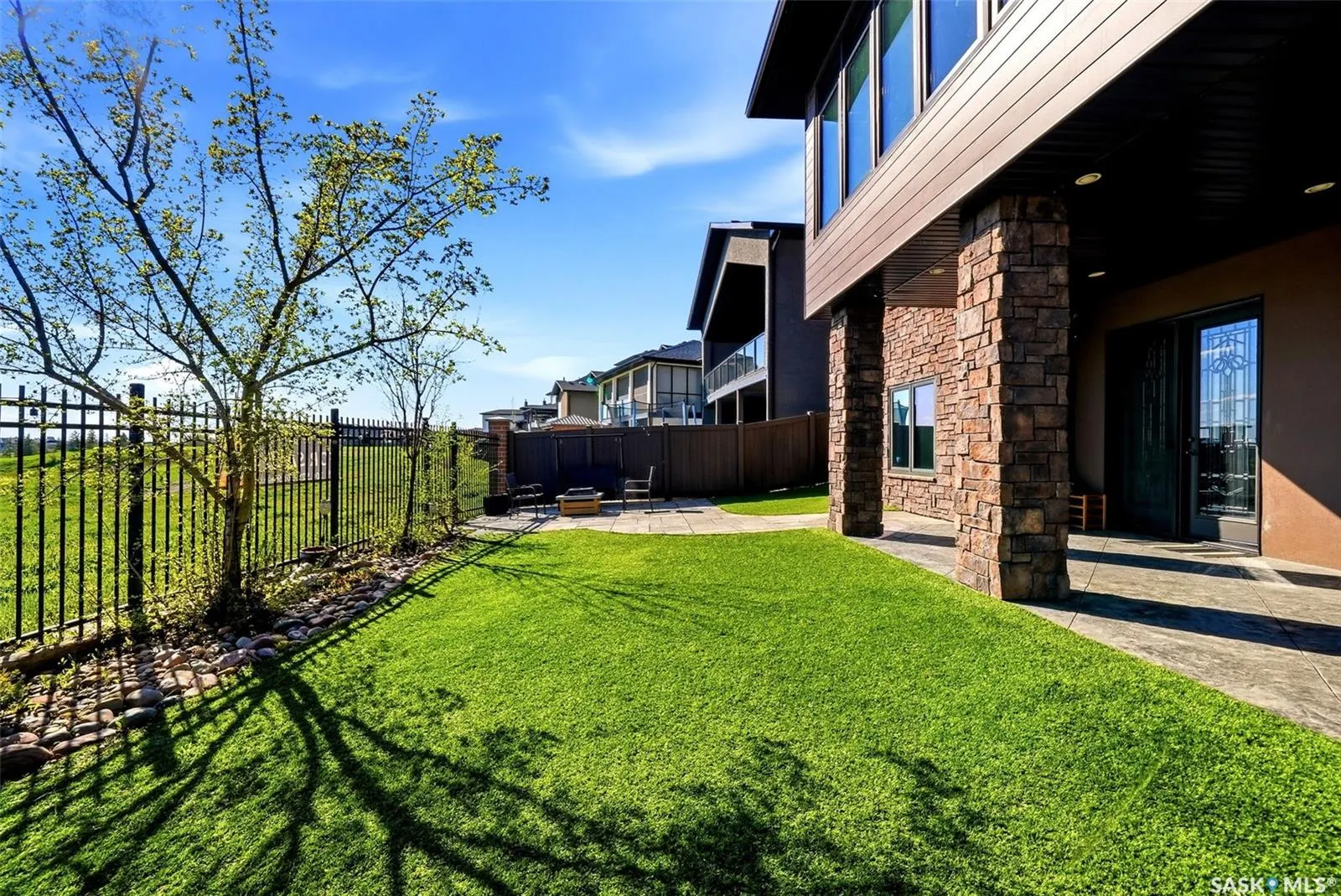 7502 Lilac PLACE