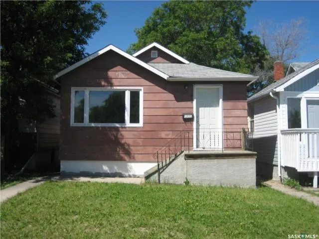 914 Retallack STREET