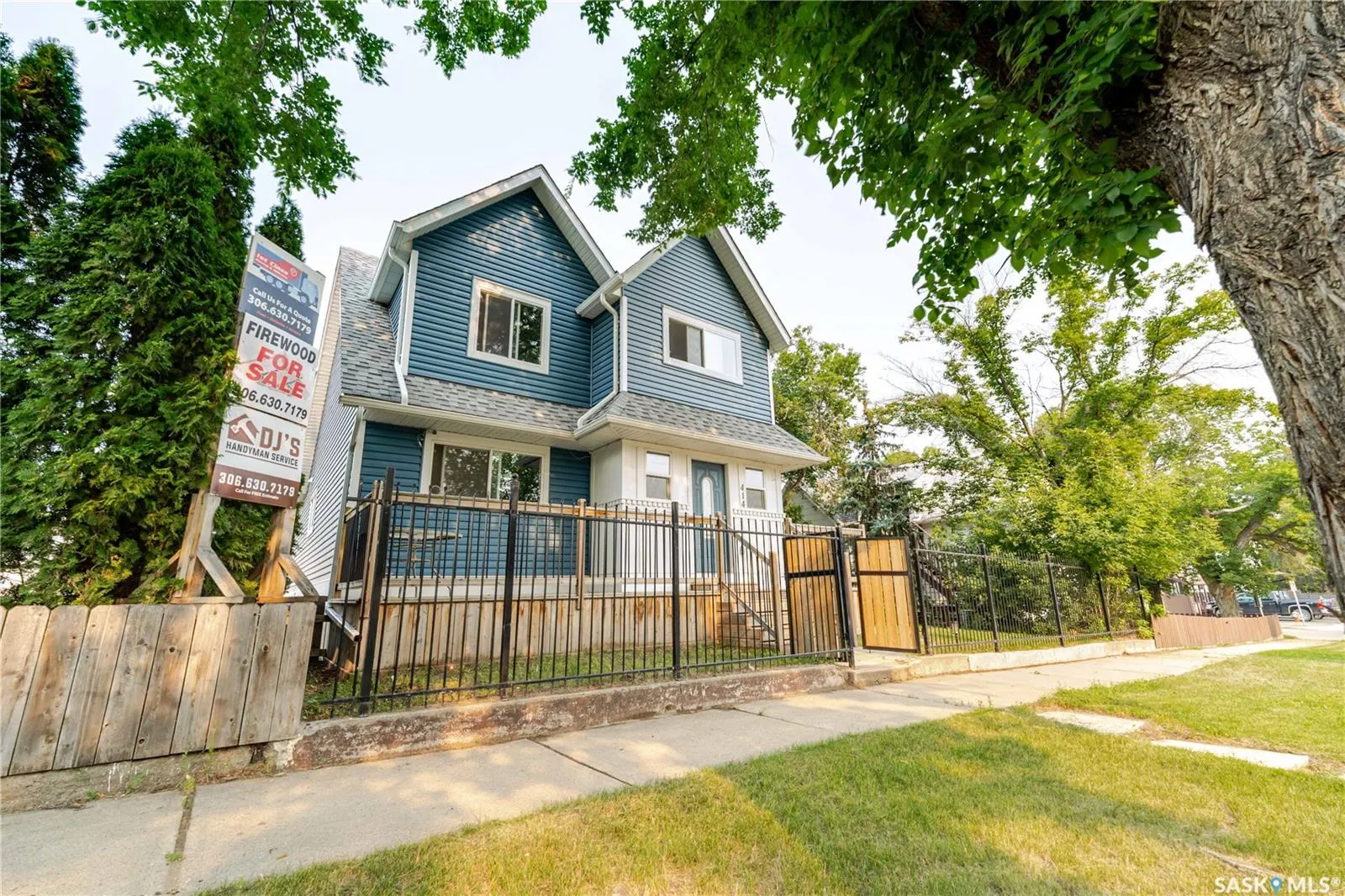 414 Main STREET S