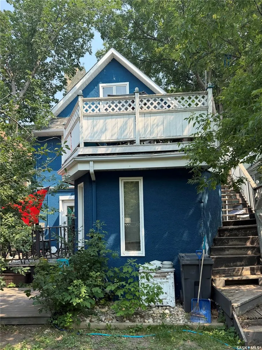 2130 Rae STREET
