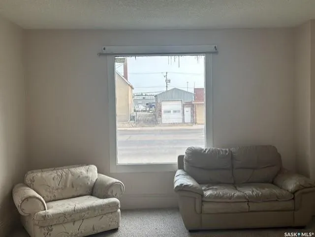 310 High STREET W