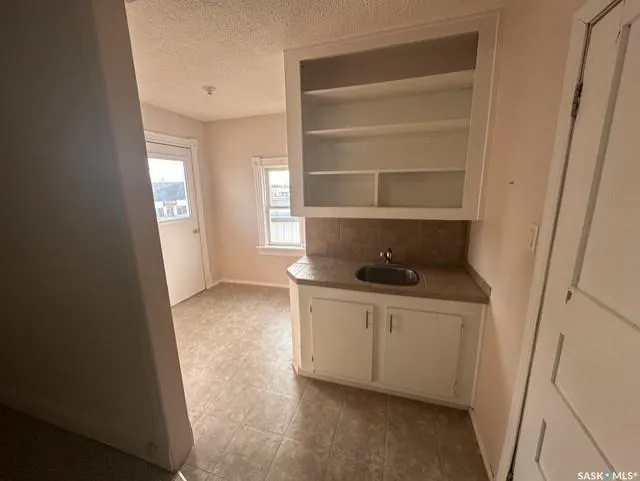 310 High STREET W