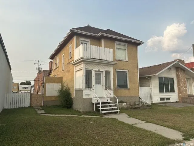 310 High STREET W