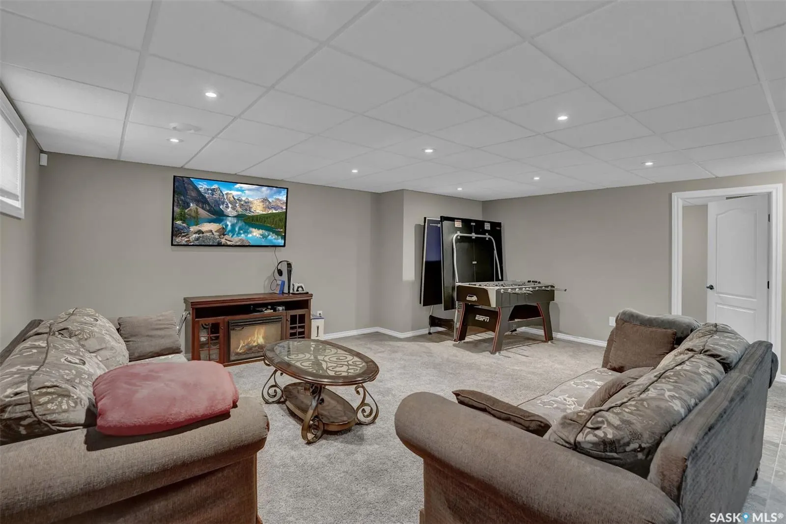 3826 GOLDFINCH WAY