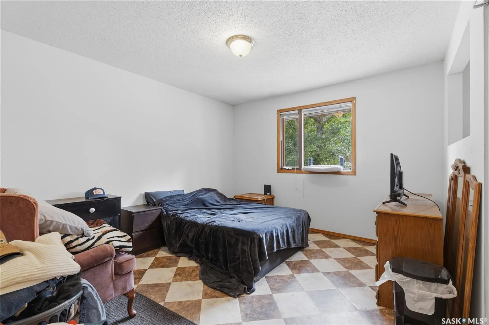 195 Forsyth CRESCENT