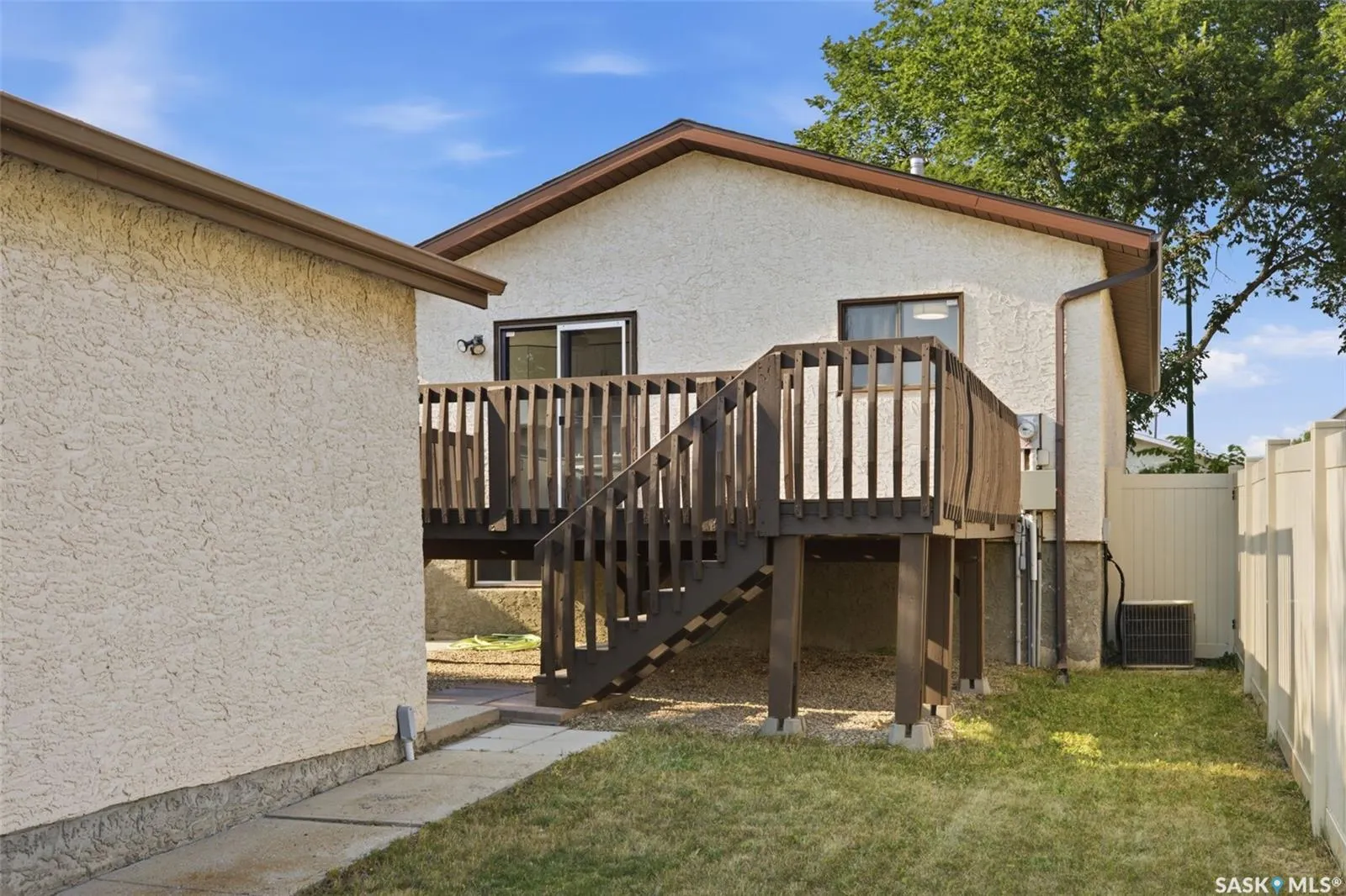 402 Fulton DRIVE