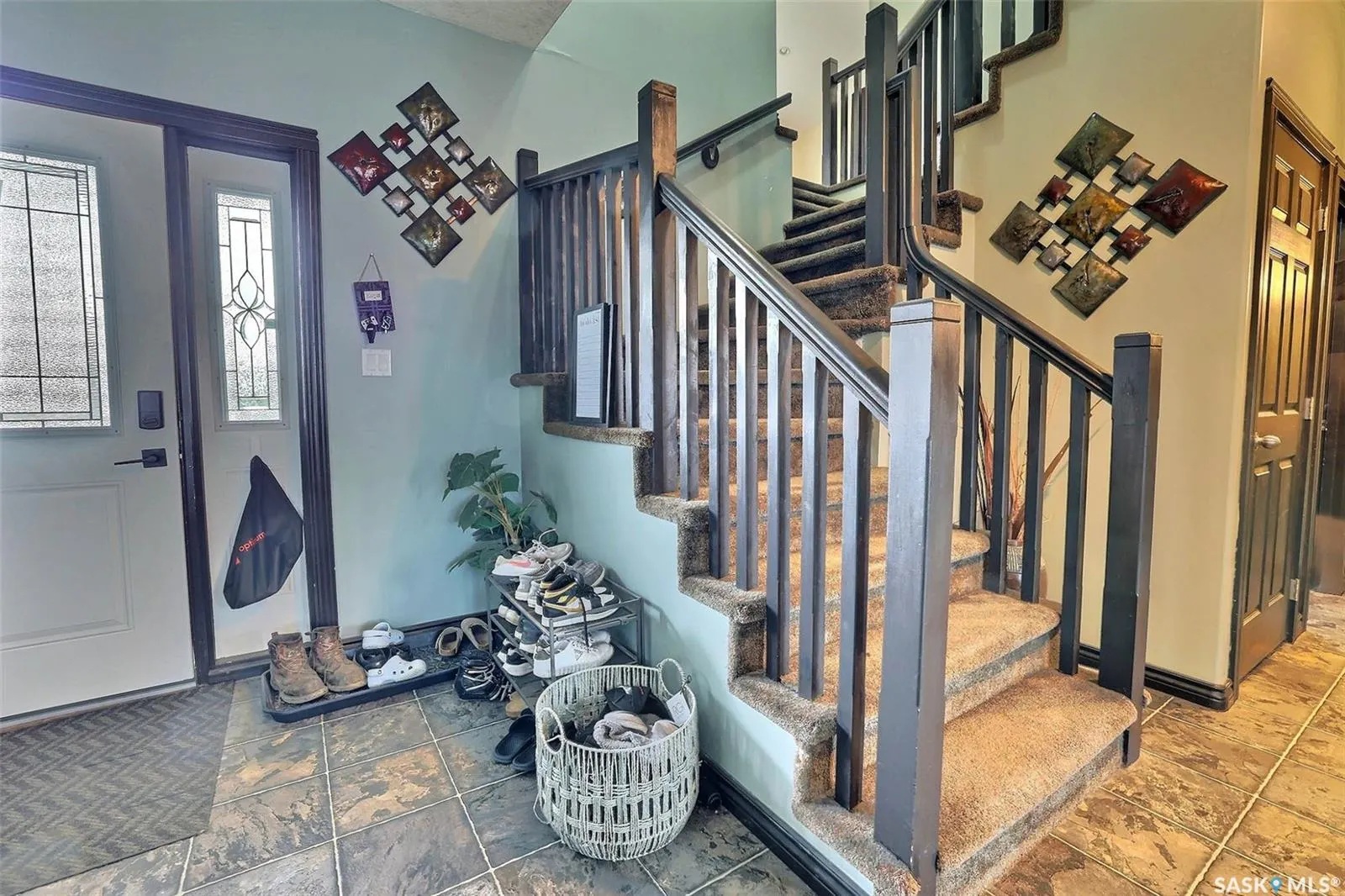 71 Fairway CRESCENT
