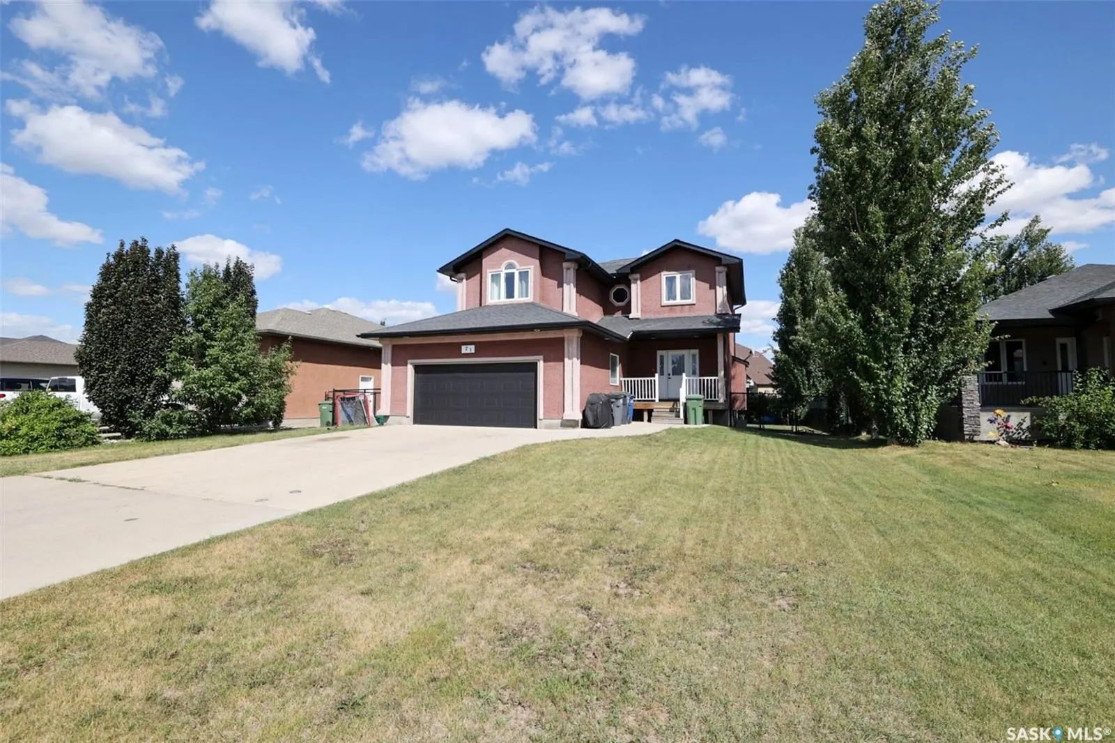 71 Fairway CRESCENT
