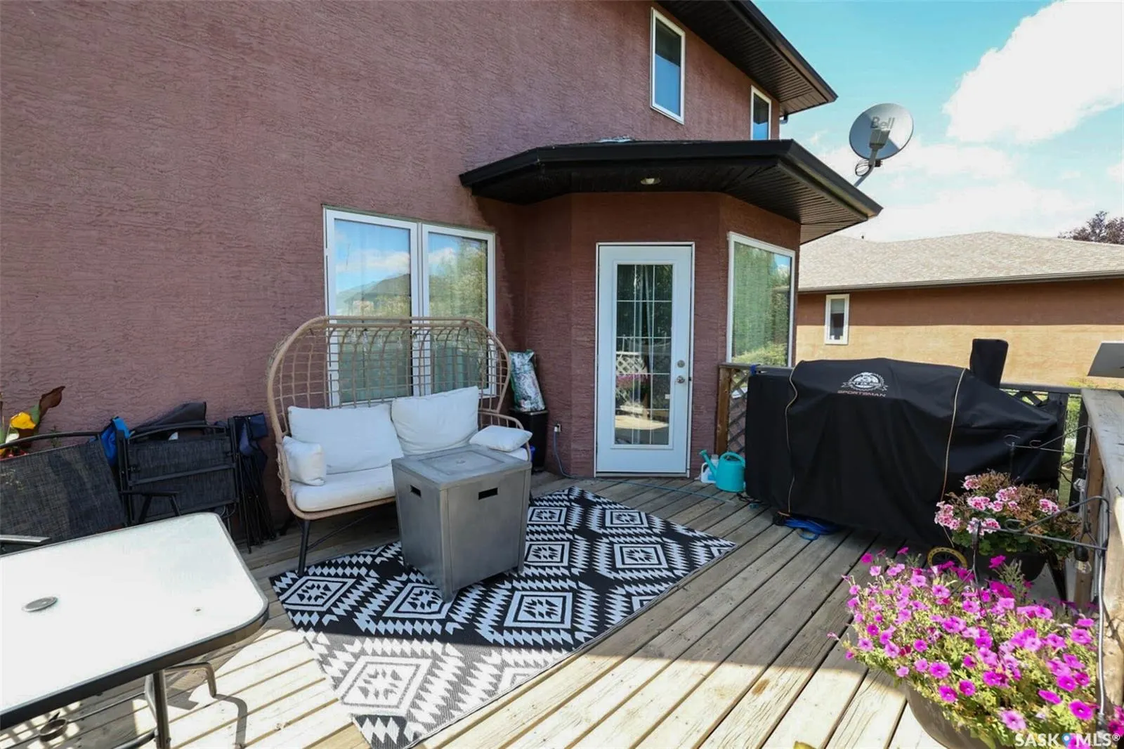 71 Fairway CRESCENT