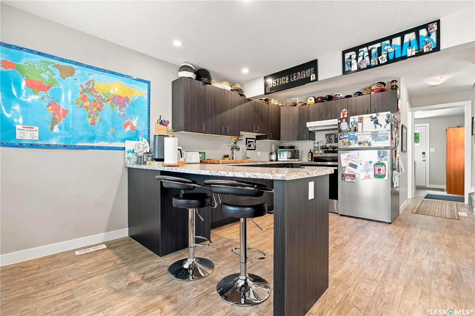 145 Lillooet STREET E