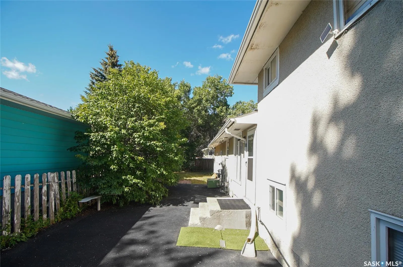 18 KYLE STREET