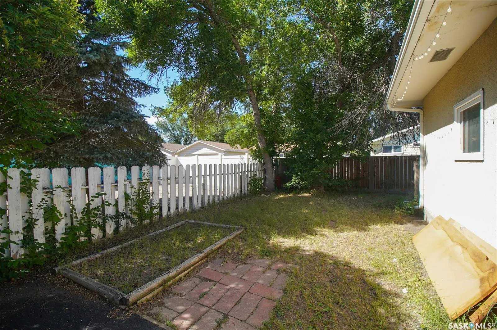 18 KYLE STREET