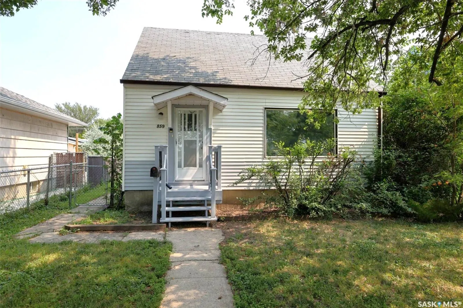 859 Pasqua STREET