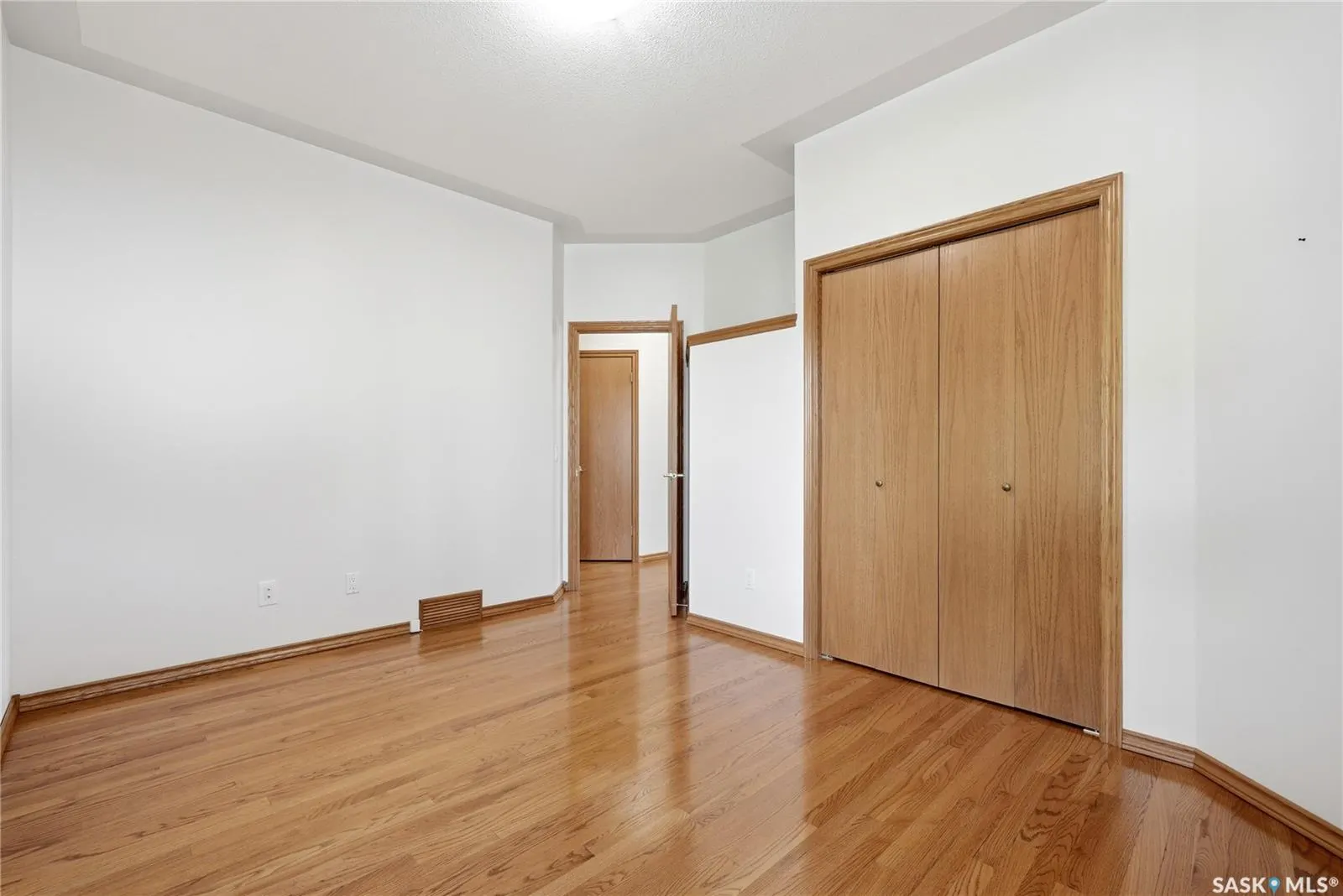 11330 Wascana MEADOWS