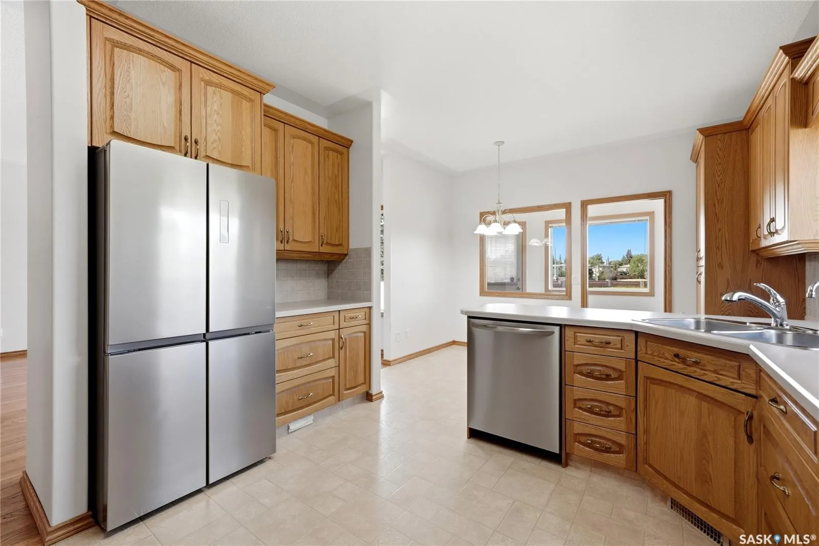 11330 Wascana MEADOWS