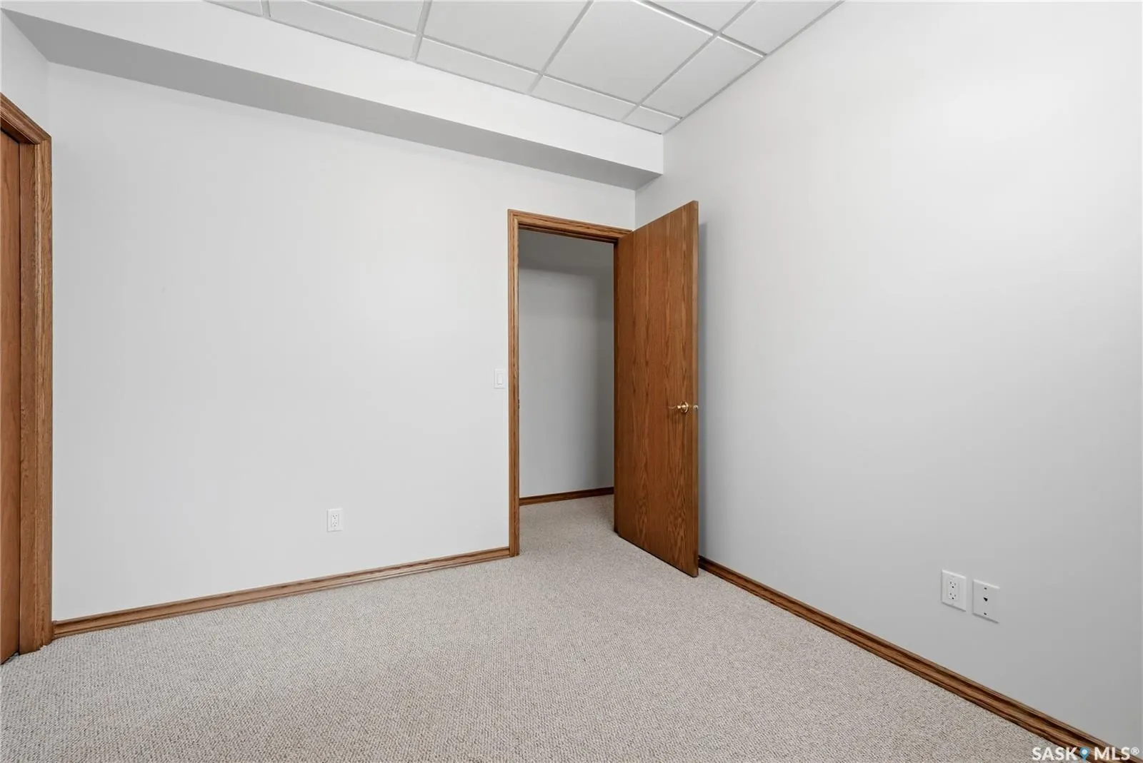 11330 Wascana MEADOWS