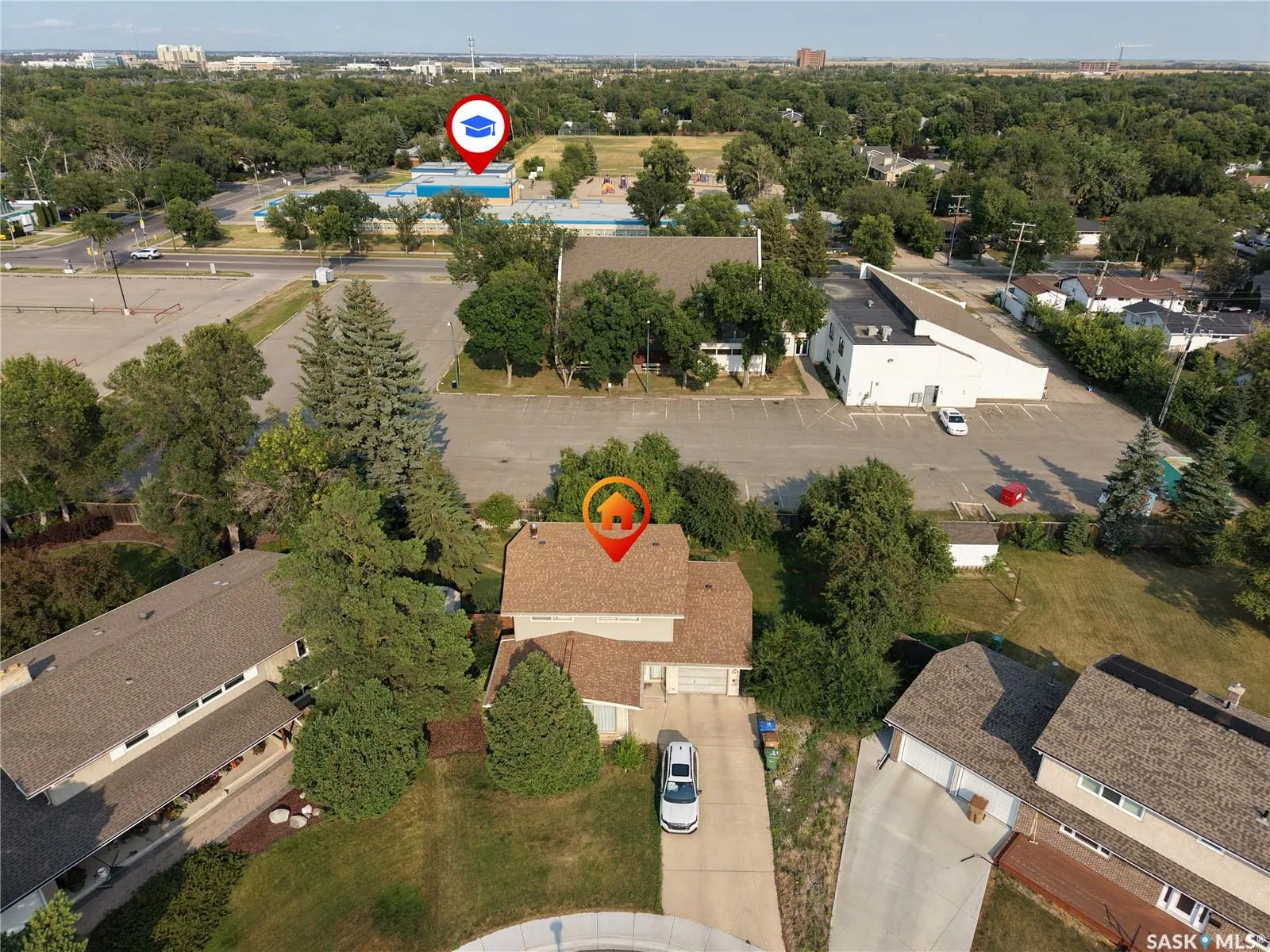145 Mayfair CRESCENT