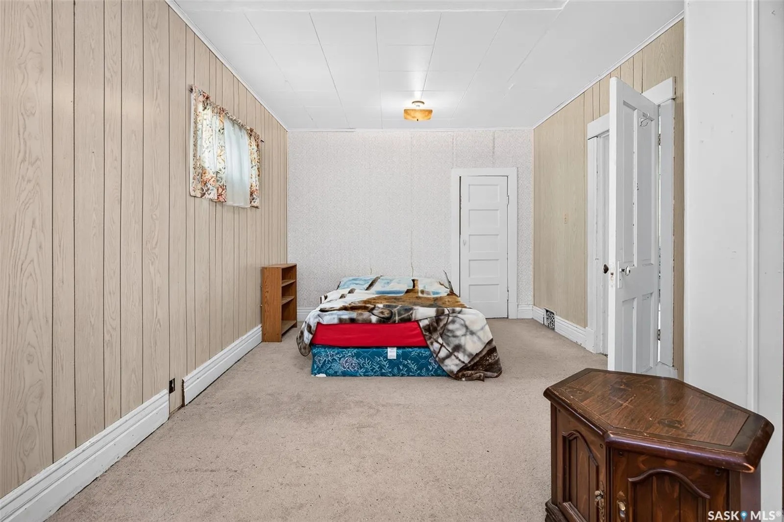 55 Iroquois STREET W