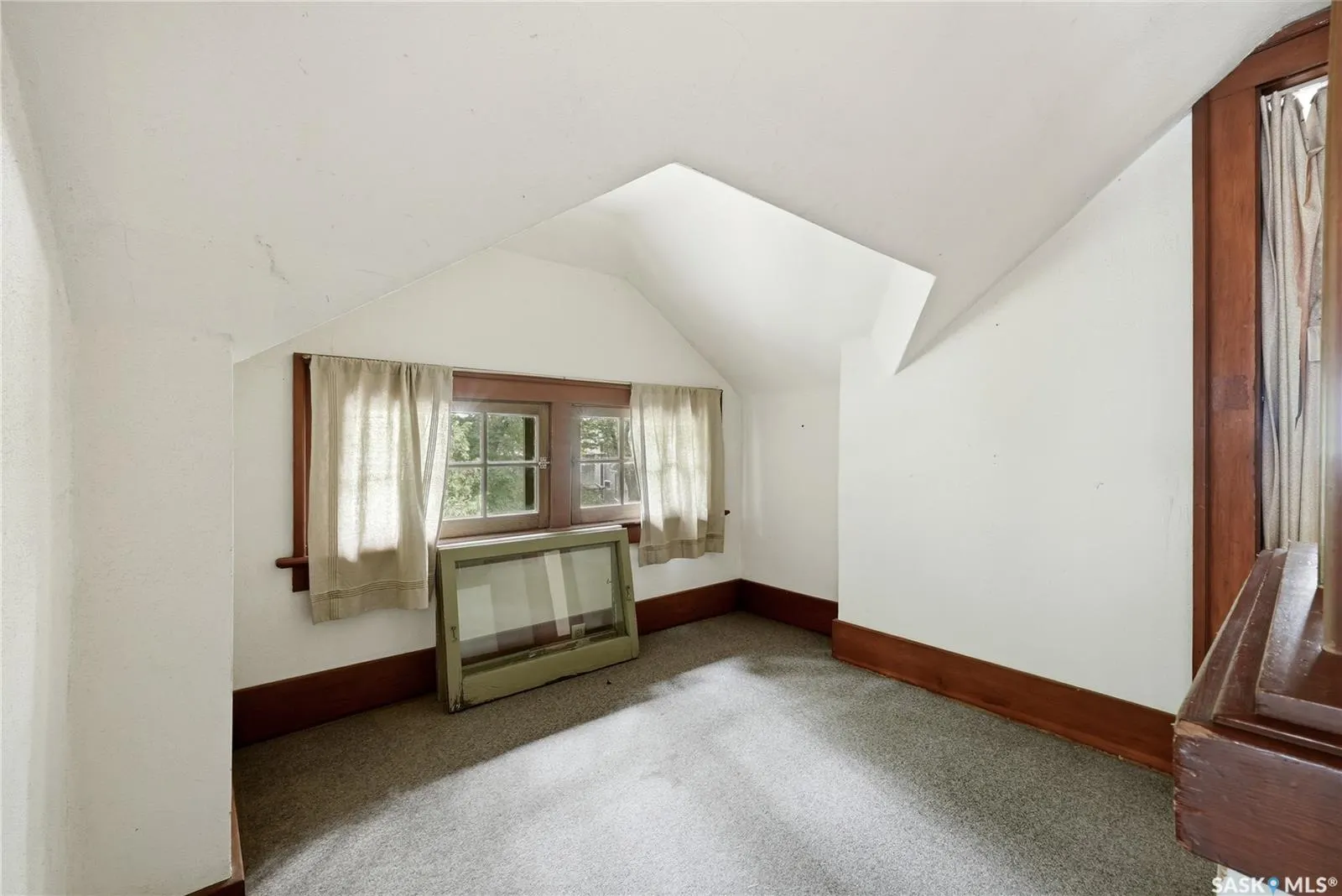 21 Angus CRESCENT