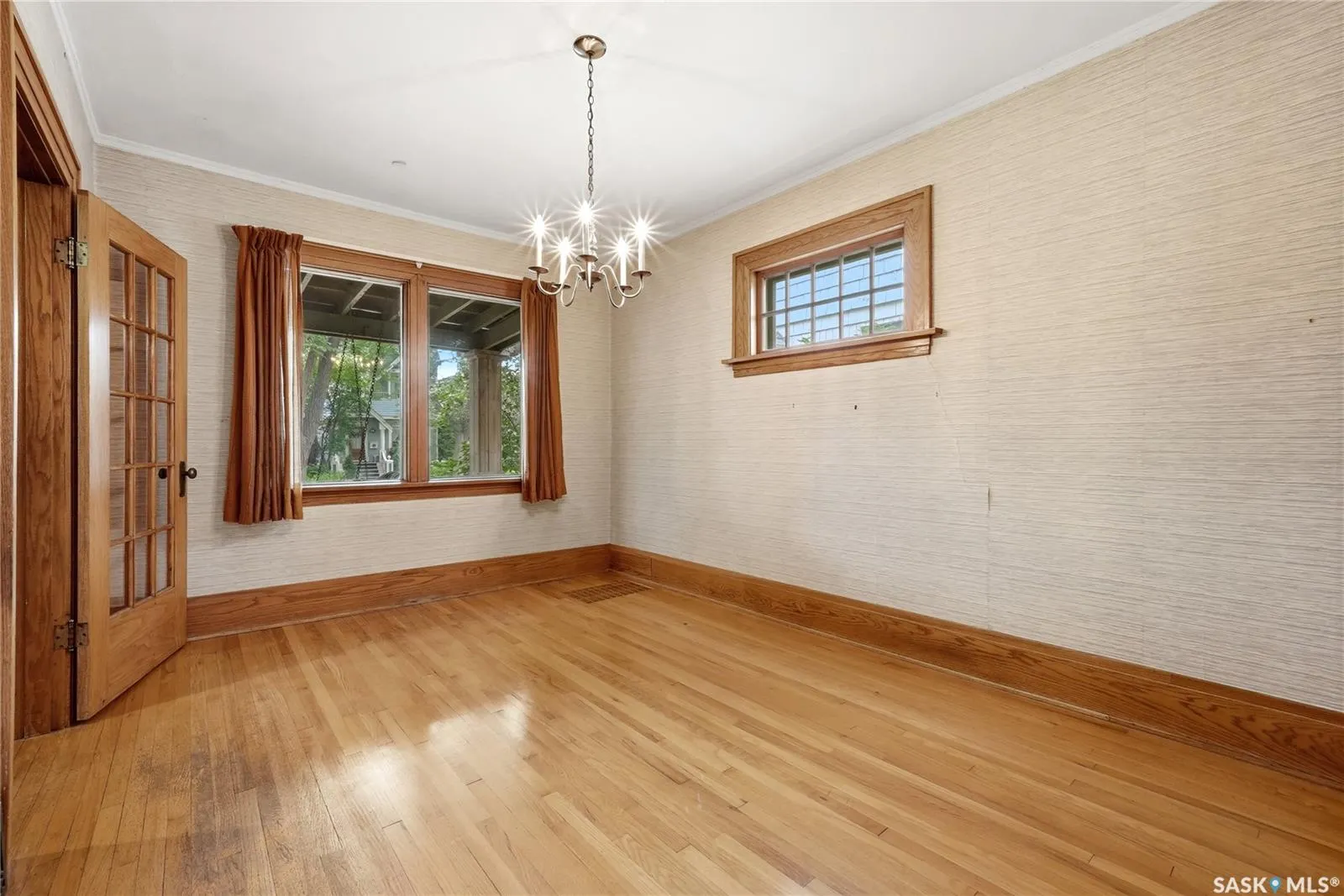 21 Angus CRESCENT