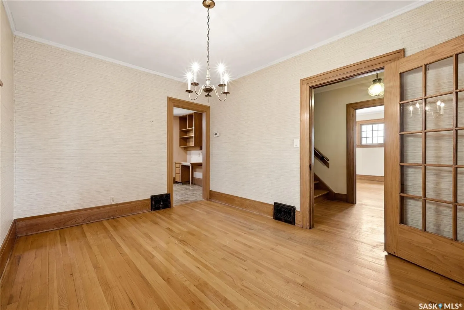 21 Angus CRESCENT