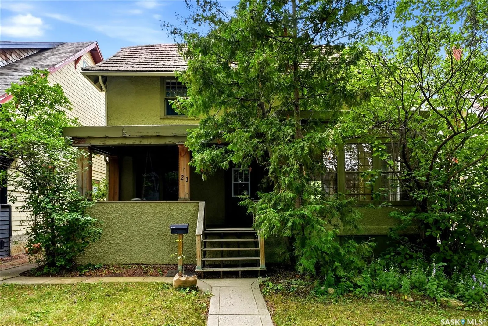 21 Angus CRESCENT