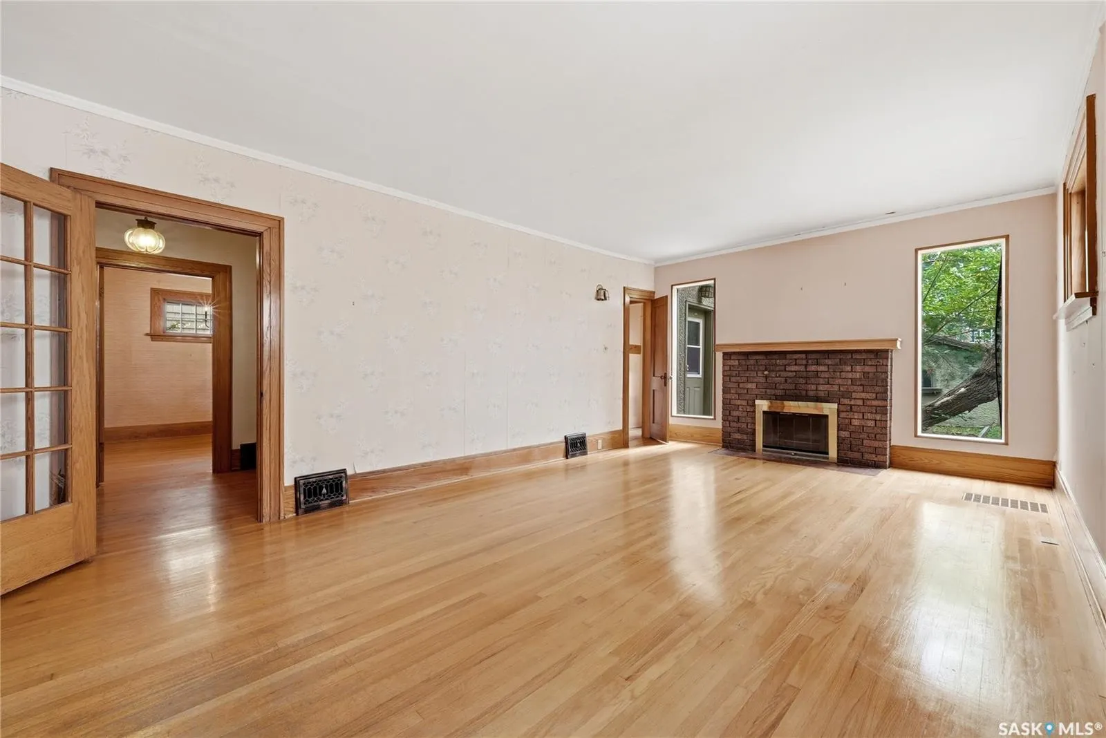 21 Angus CRESCENT