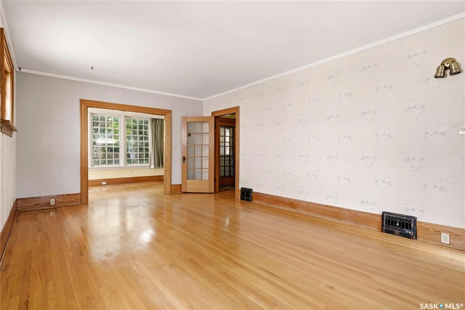 21 Angus CRESCENT