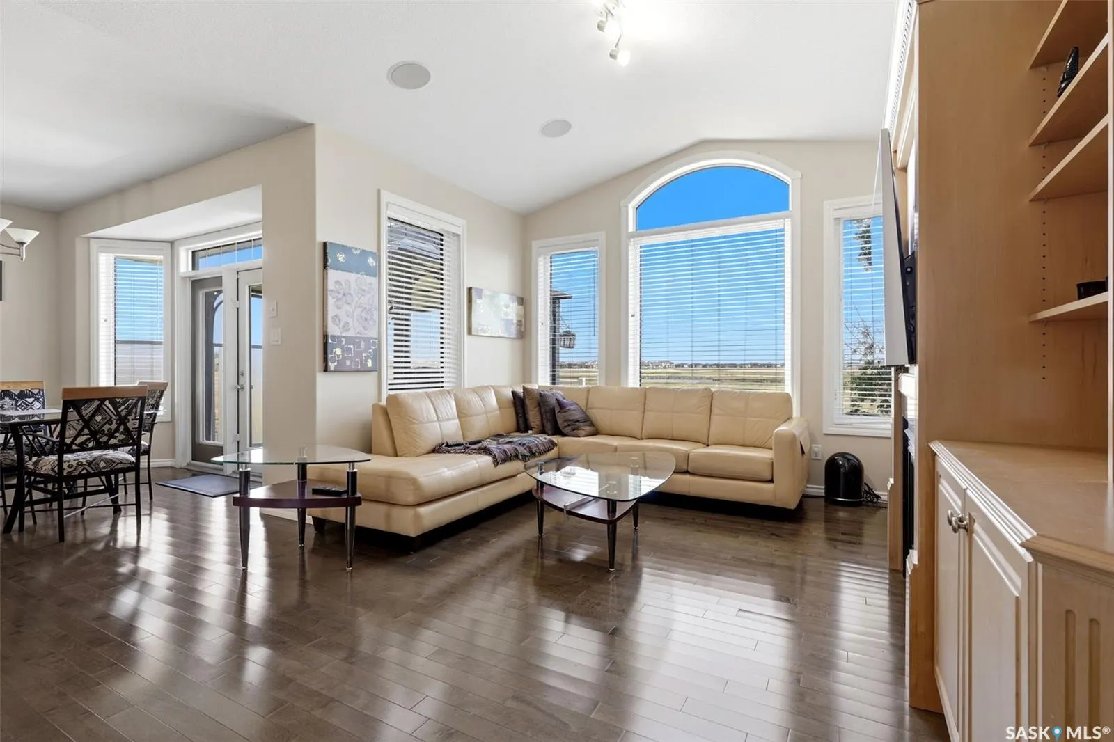 10170 Wascana ESTATES