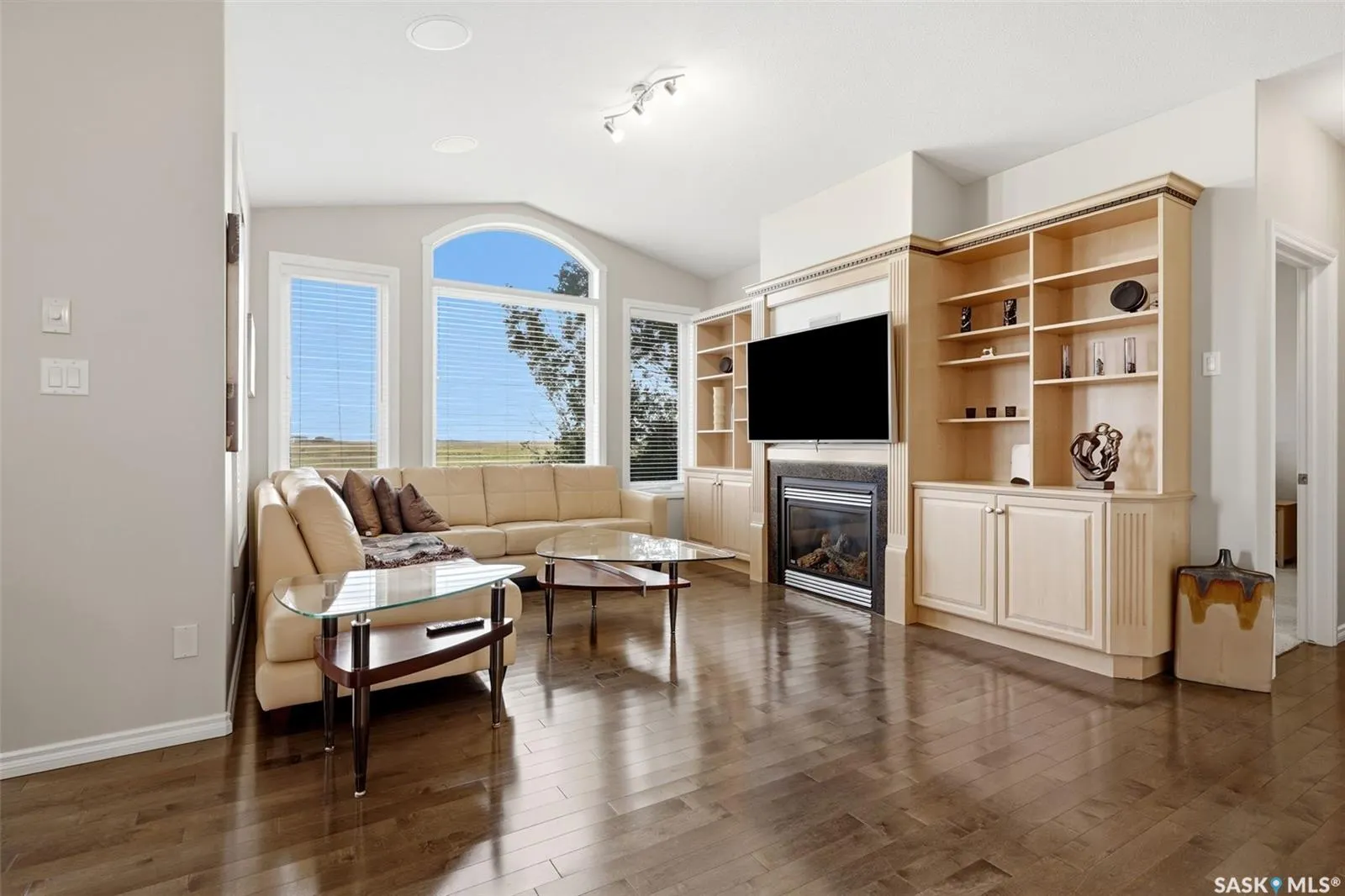 10170 Wascana ESTATES
