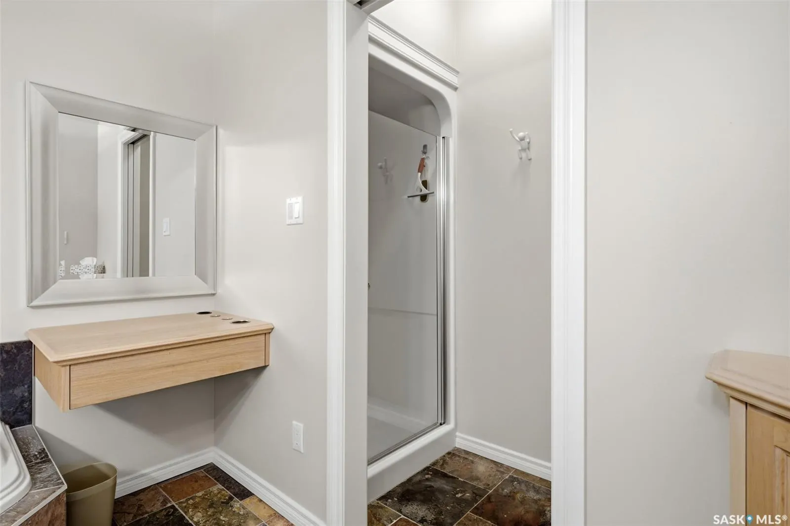 10170 Wascana ESTATES