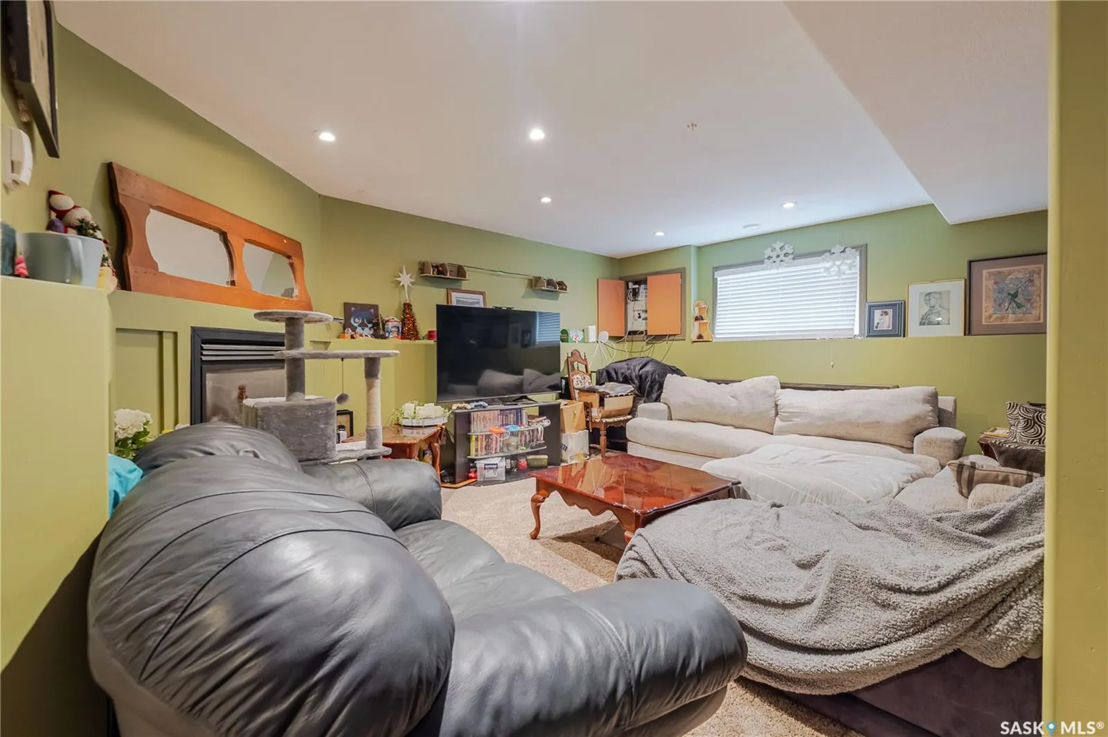 294 Wellington DRIVE
